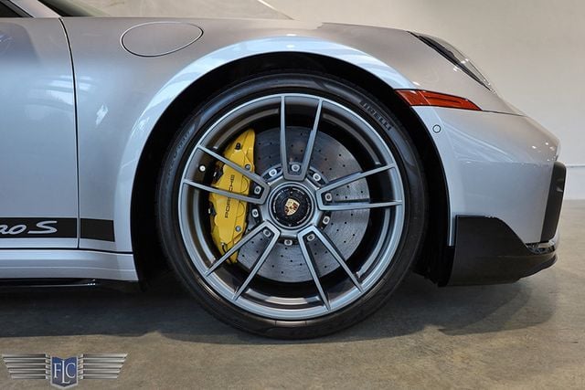 2024 Porsche 911 Turbo S Cabriolet - 22937048 - 45