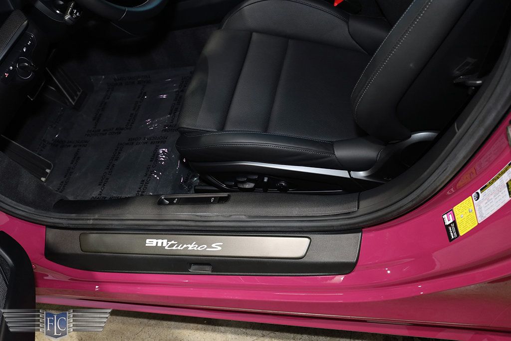 2024 Porsche 911 Turbo S Cabriolet - 22977527 - 18