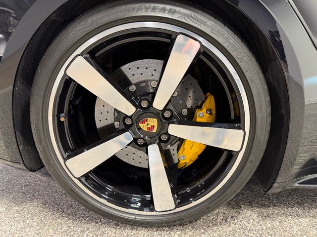 2024 Porsche 911 Turbo S Coupe - 22997841 - 41