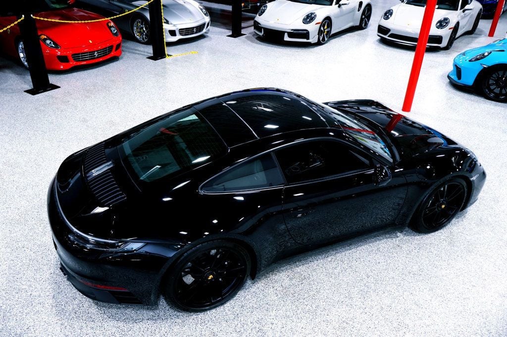 2024 Porsche 911 GTS photo 11