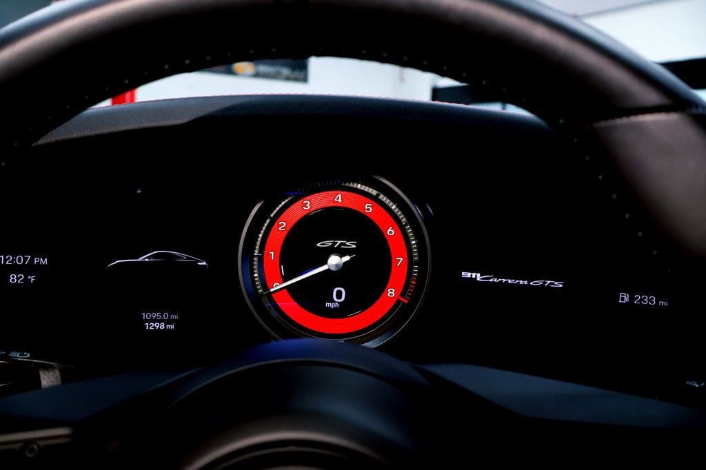 2024 Porsche 911 GTS photo 35