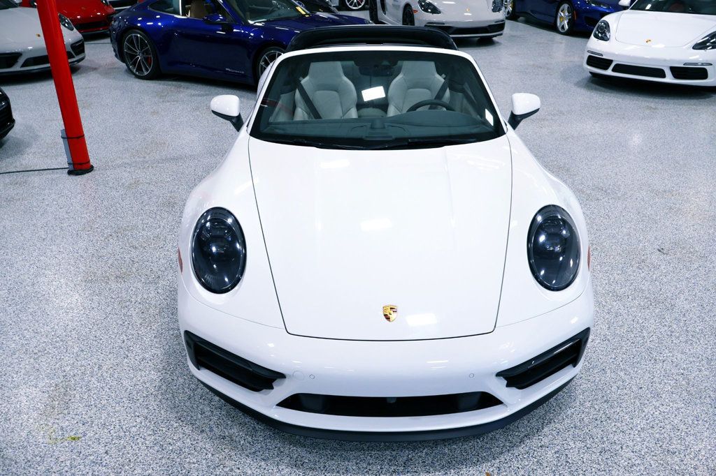 2024 Porsche 911 TARGA 4GTS WHITE...696 Miles...Rare TARGA 4GTS   - 22865409 - 18