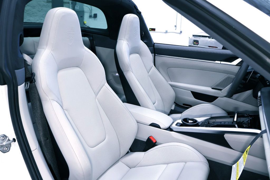 2024 Porsche 911 TARGA 4GTS WHITE...696 Miles...Rare TARGA 4GTS   - 22865409 - 22