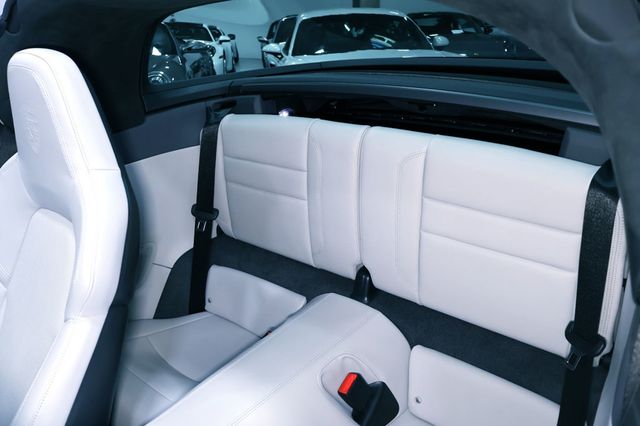 2024 Porsche 911 TARGA 4GTS WHITE...696 Miles...Rare TARGA 4GTS   - 22865409 - 26