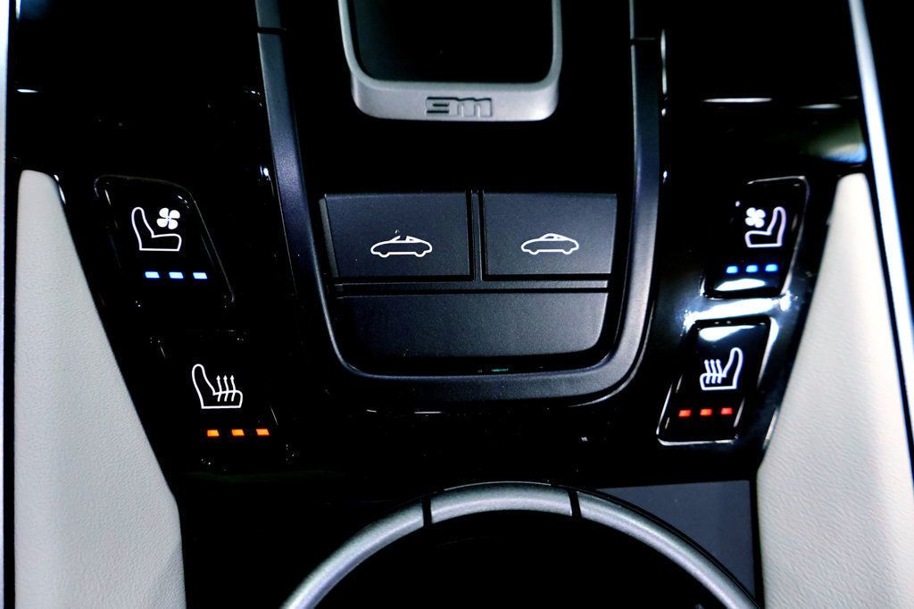 2024 Porsche 911 TARGA 4GTS WHITE...696 Miles...Rare TARGA 4GTS   - 22865409 - 37