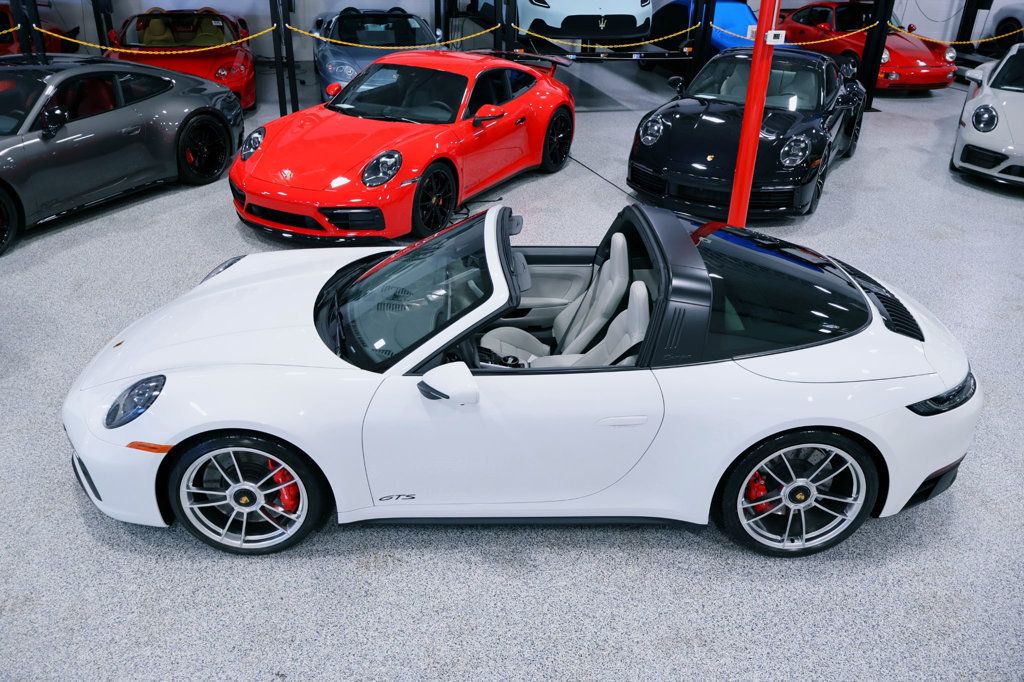 2024 Porsche 911 TARGA 4GTS WHITE...696 Miles...Rare TARGA 4GTS   - 22865409 - 7