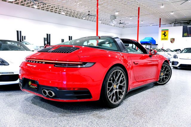 2024 Porsche 911 TARGA 4S CARMINE RED...556 Miles...Targa 4S  - 22964570 - 12