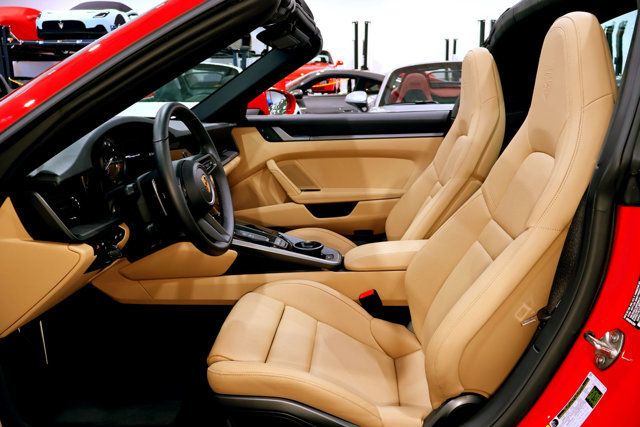 2024 Porsche 911 TARGA 4S CARMINE RED...556 Miles...Targa 4S  - 22964570 - 19