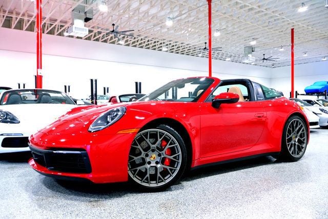 2024 Porsche 911 TARGA 4S CARMINE RED...556 Miles...TARGA 4S AWD  - 22964570 - 3
