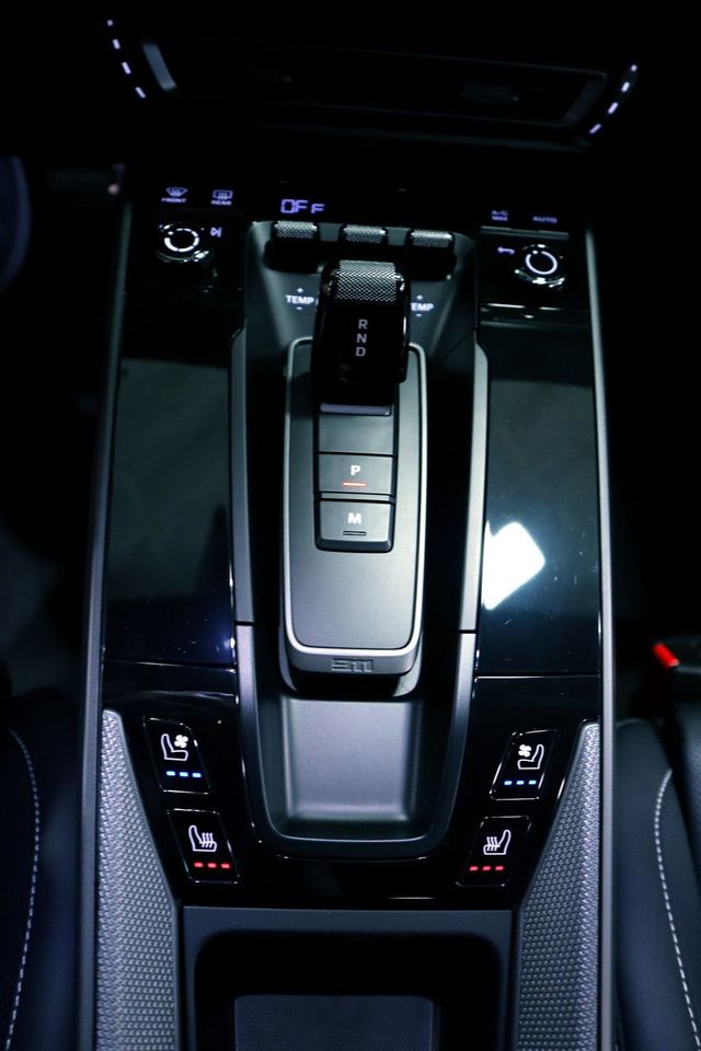 2024 Porsche CARRERA 4S AEROKIT ICE GREY...4,171 Miles...Rare 4S AEROKIT!!  - 22782616 - 35