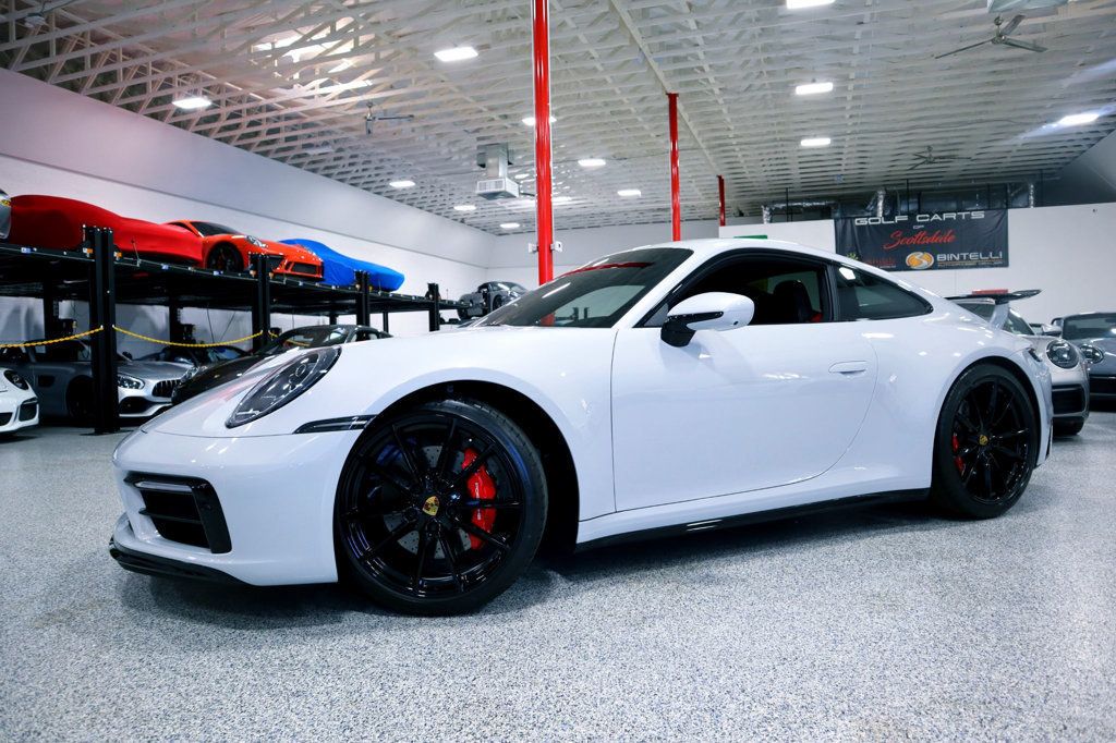 2024 Porsche 911 4S photo 10