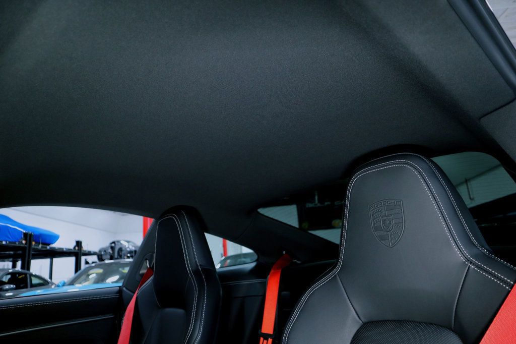 2024 Porsche 911 4S photo 25