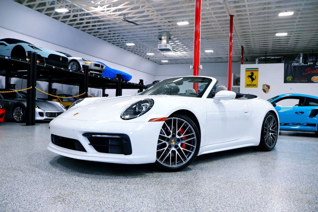 2024 Porsche 911 4S photo 4