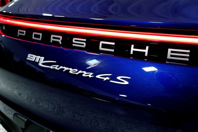 2024 Porsche CARRERA 4S COUPE GENTIAN BLUE...6,350 Miles...Loaded 4S!!   - 22876746 - 12
