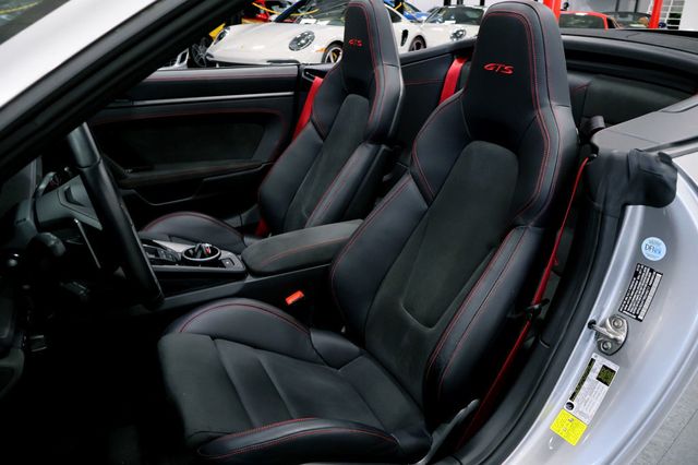 2024 Porsche CARRERA GTS CABRIO GT SILVER...5,995 Miles...Rare GTS CAB!!  - 22900632 - 7