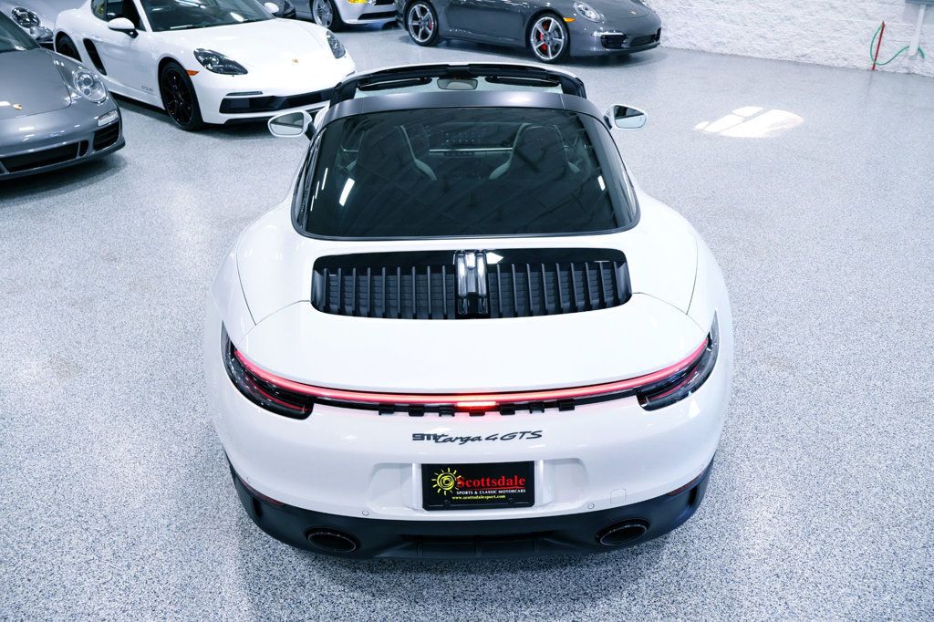 2024 Porsche 911 Targa photo 16