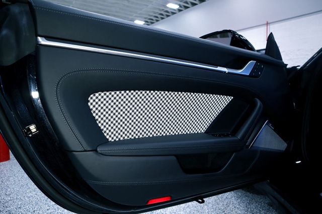 2024 Porsche CARRERA TURBO S CPE BLACK...Only 1,741 Miles...Heritage Design  - 22775781 - 23
