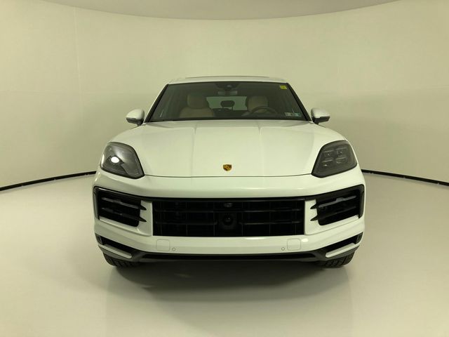 2024 Porsche Cayenne   - 22967073 - 34