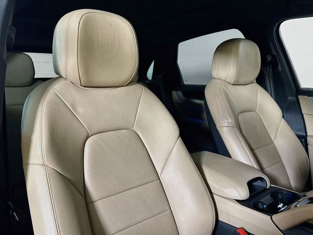 2024 Porsche Cayenne Base - 23071434 - 17