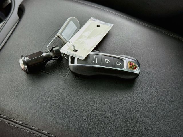 2024 Porsche Cayenne Base - 23100981 - 16