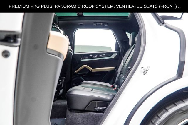 2024 Porsche Cayenne Base - 23064128 - 52