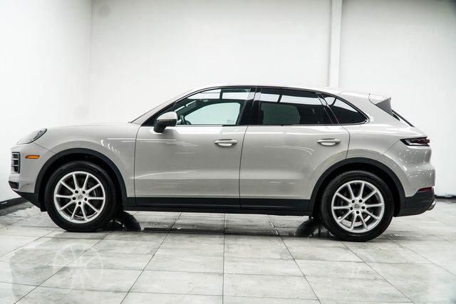 2024 Porsche Cayenne Base - 23070103 - 11