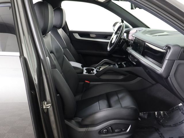 2024 Porsche Cayenne Base - 23033853 - 35