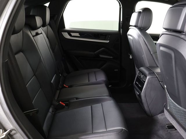 2024 Porsche Cayenne Base - 23033853 - 39