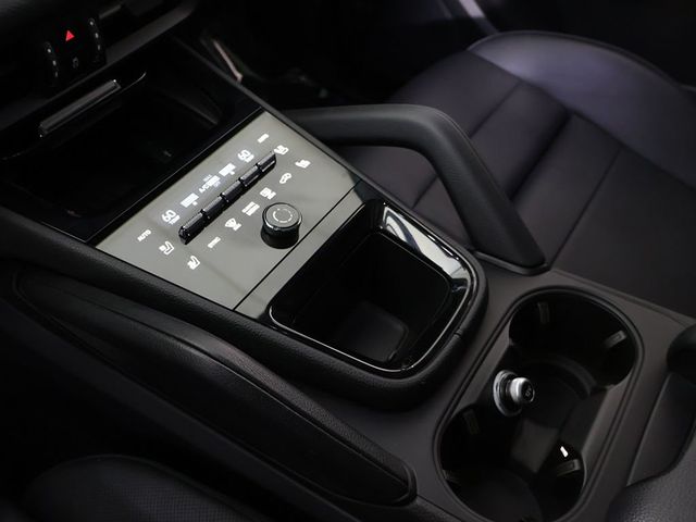 2024 Porsche Cayenne Base - 23033853 - 60