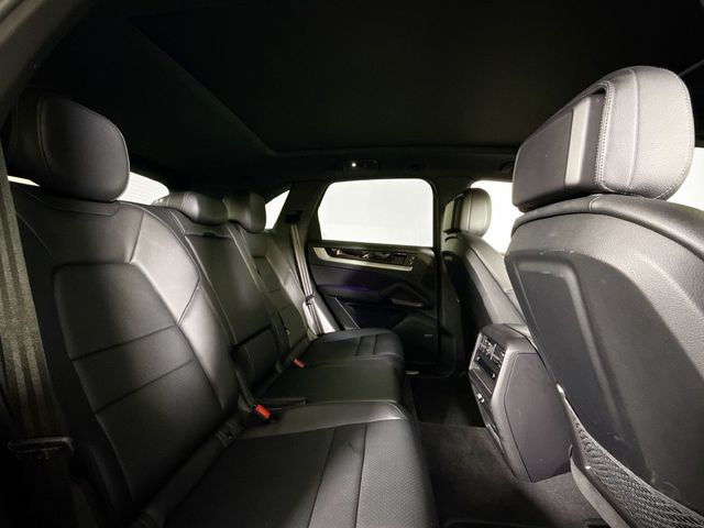 2024 Porsche Cayenne Base - 23090065 - 18