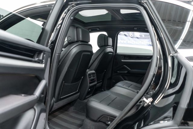 2024 Porsche Cayenne Base - 23047431 - 31