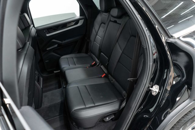 2024 Porsche Cayenne Base - 23047431 - 33