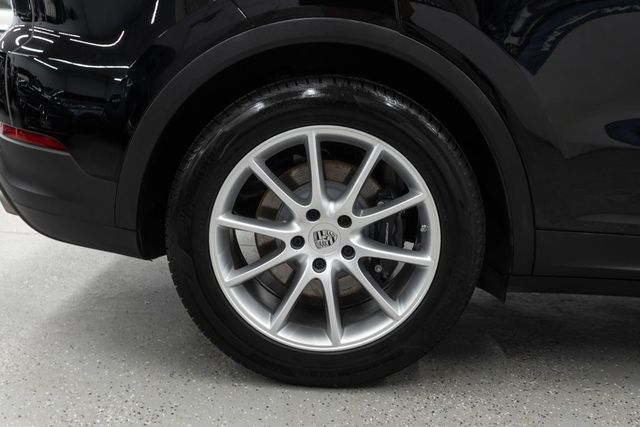 2024 Porsche Cayenne Base - 23047431 - 38