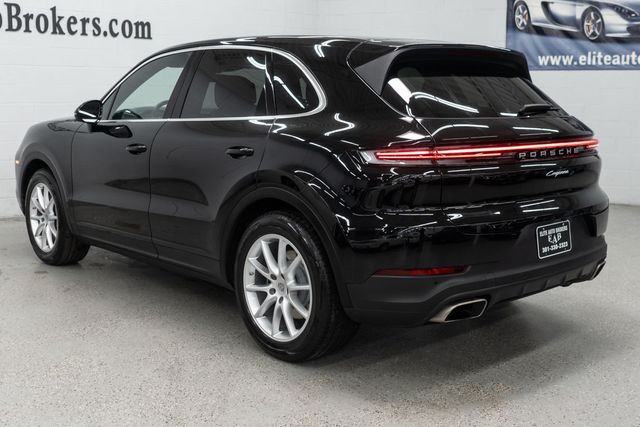 2024 Porsche Cayenne Base - 23047431 - 51