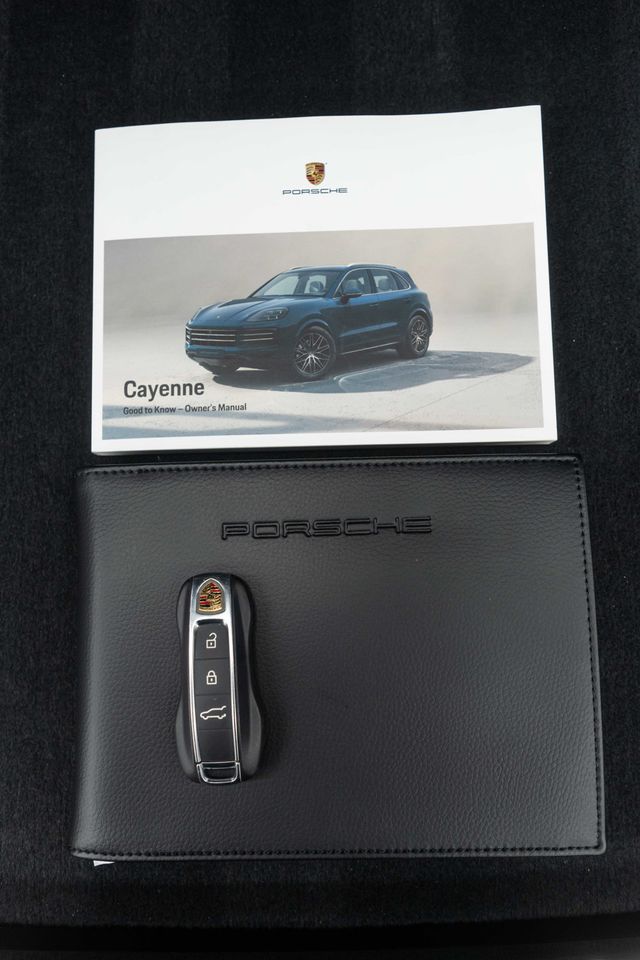 2024 Porsche Cayenne Base - 23047431 - 55