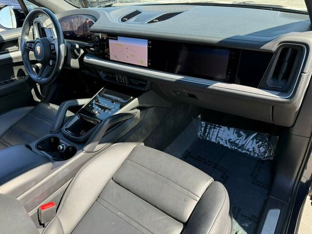 2024 Porsche Cayenne Base - 22998209 - 11