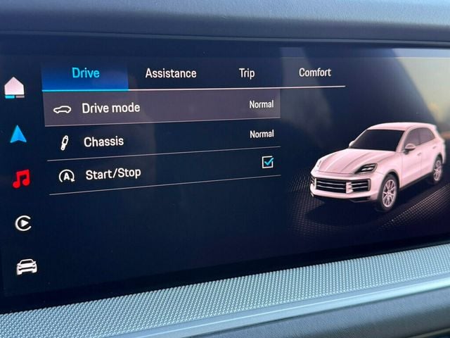 2024 Porsche Cayenne Base - 22998209 - 31