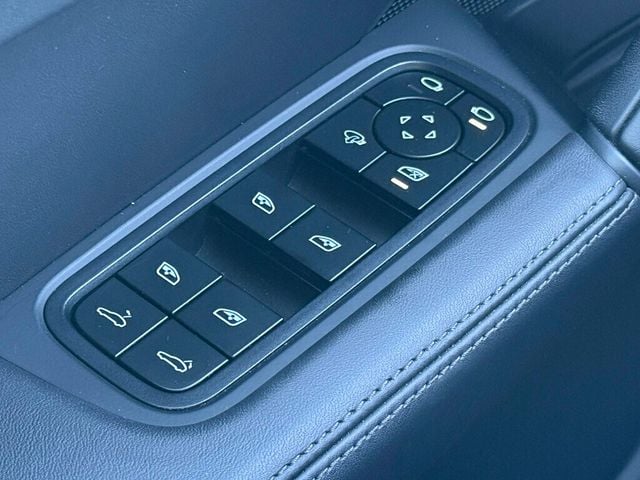 2024 Porsche Cayenne Base - 22998209 - 37