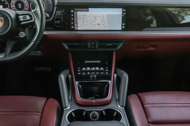 2024 Porsche Cayenne Base - 23053358 - 17