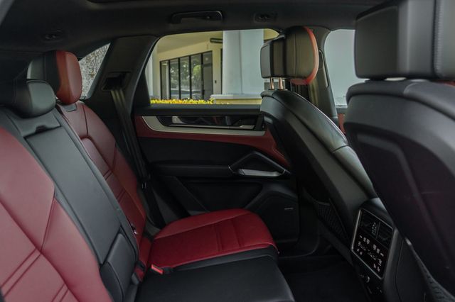 2024 Porsche Cayenne Base - 23053358 - 23
