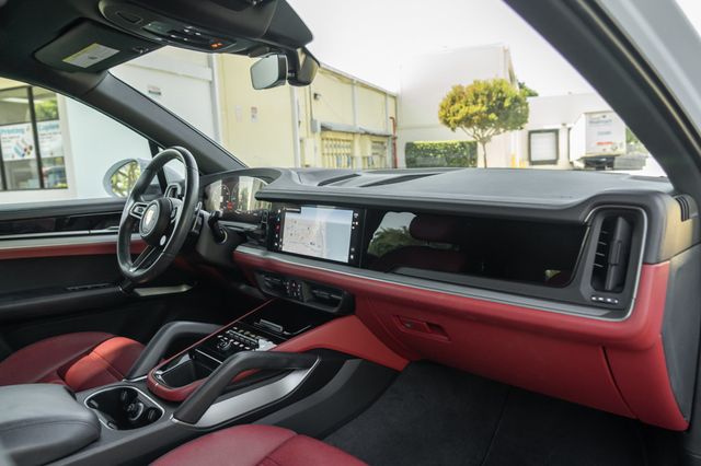 2024 Porsche Cayenne Base - 23053358 - 27