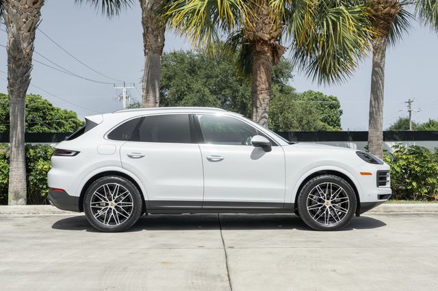 2024 Porsche Cayenne Base - 23053358 - 8