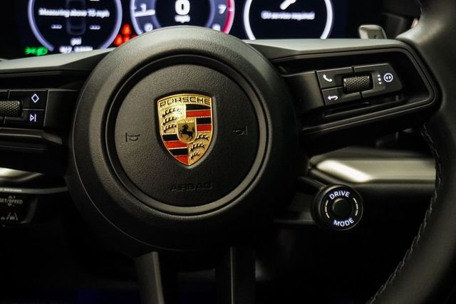 2024 Porsche Cayenne Coupe - 23080426 - 15
