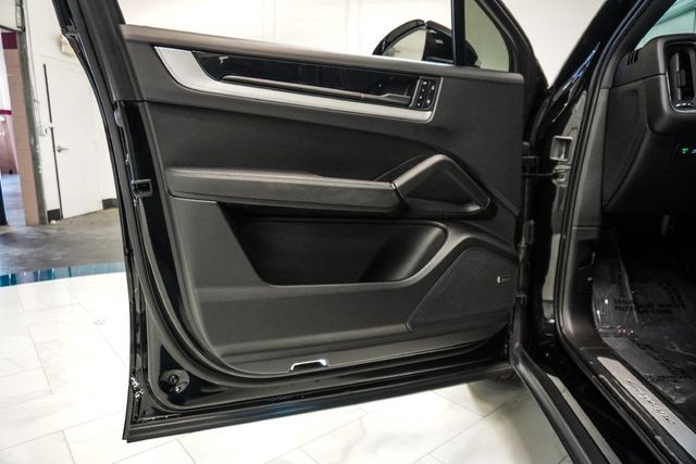 2024 Porsche Cayenne Coupe - 23080426 - 22
