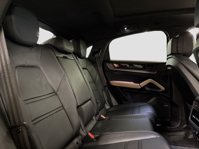 2024 Porsche Cayenne Coupe - 22976239 - 16