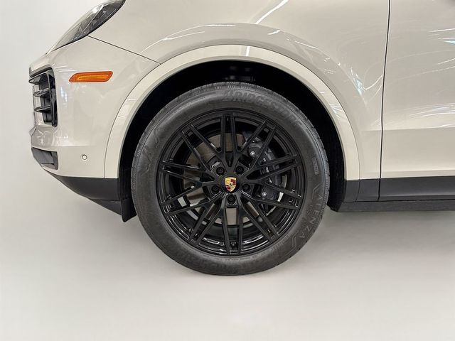 2024 Porsche Cayenne Coupe - 22976239 - 31