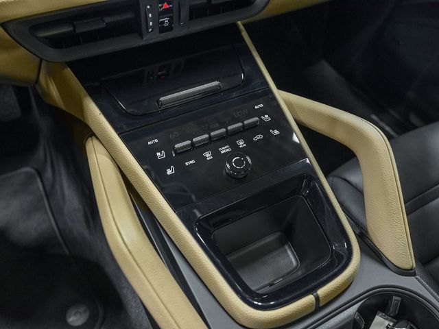 2024 Porsche Cayenne Coupe - 23076211 - 22
