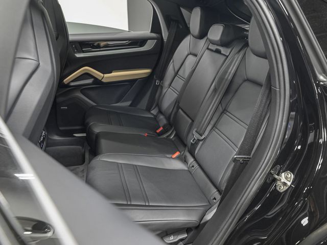 2024 Porsche Cayenne Coupe - 23076211 - 26