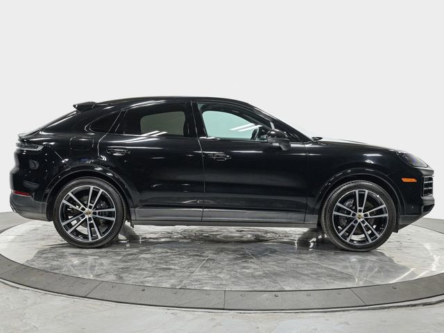 2024 Porsche Cayenne Coupe - 23076211 - 7