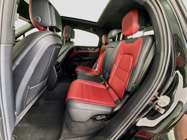 2024 Porsche Cayenne Coupe - 23087446 - 22